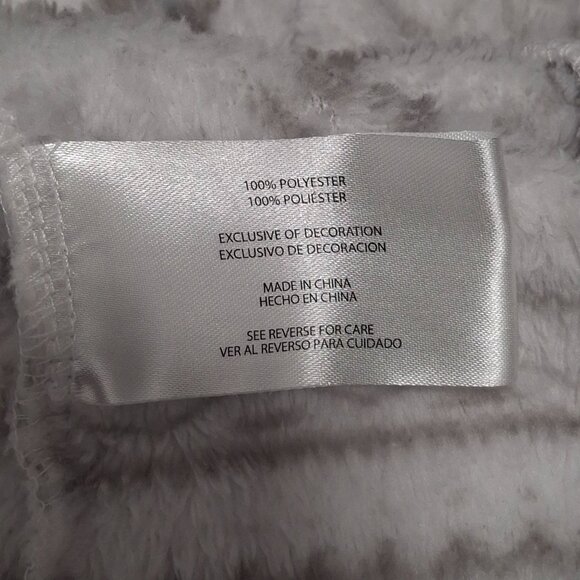 Eddie Bauer Womens Fleece Pullover M Snowflake Pattern Half-Zip Kangaroo Pocket - Picture 8 of 9